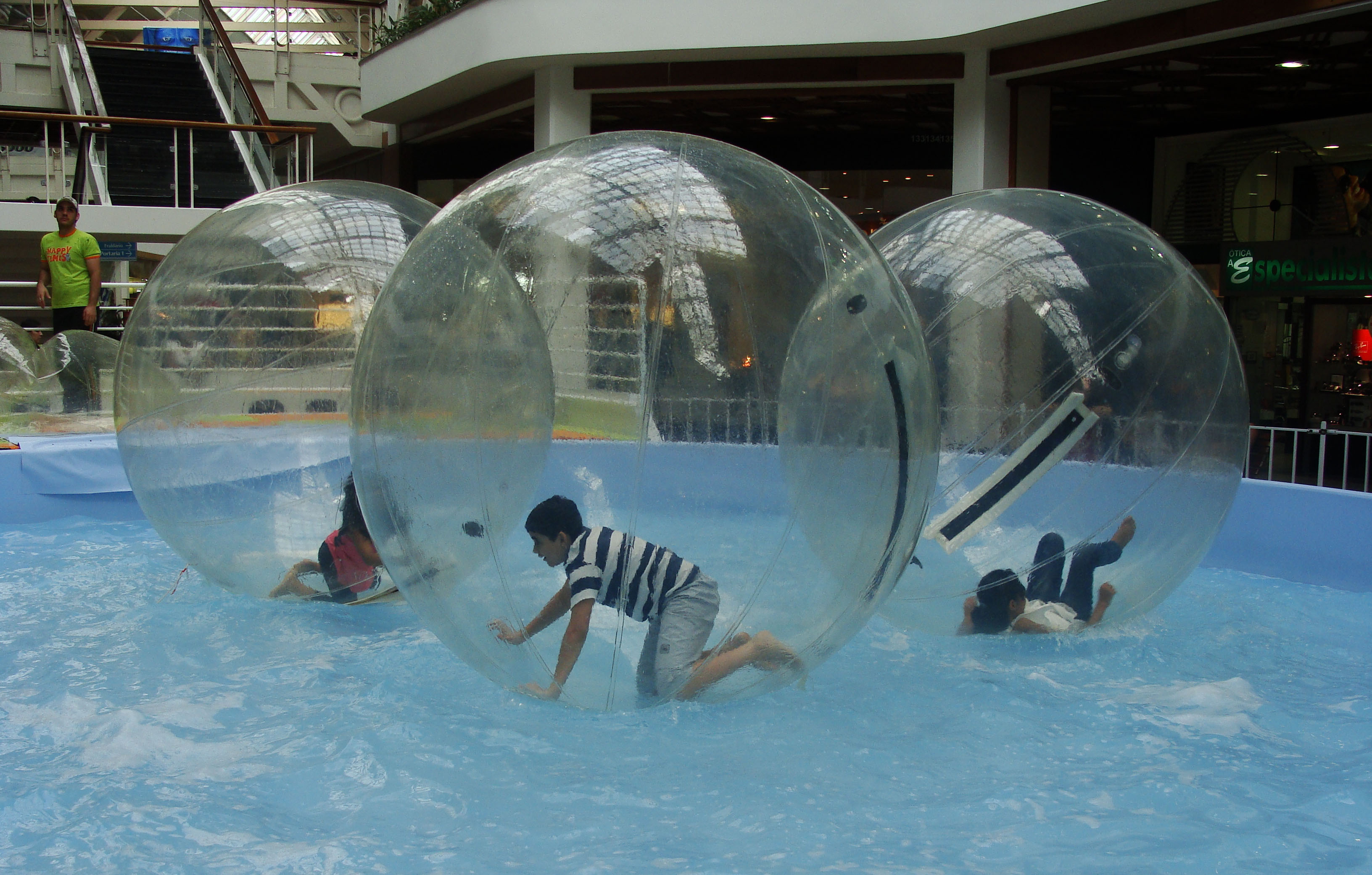 Kids in zorbs